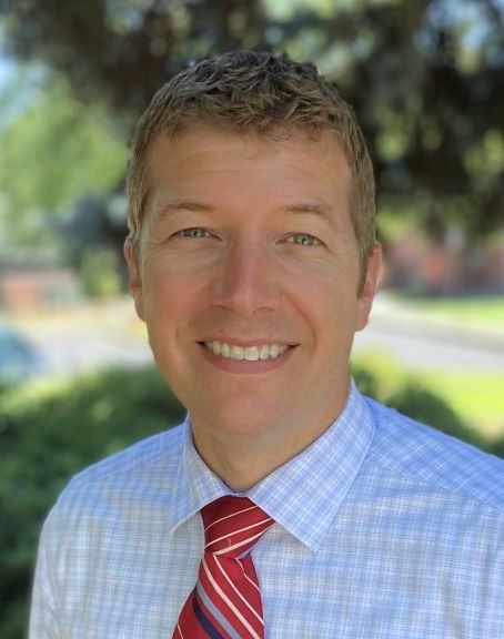 Dr. Thomas E. Clark